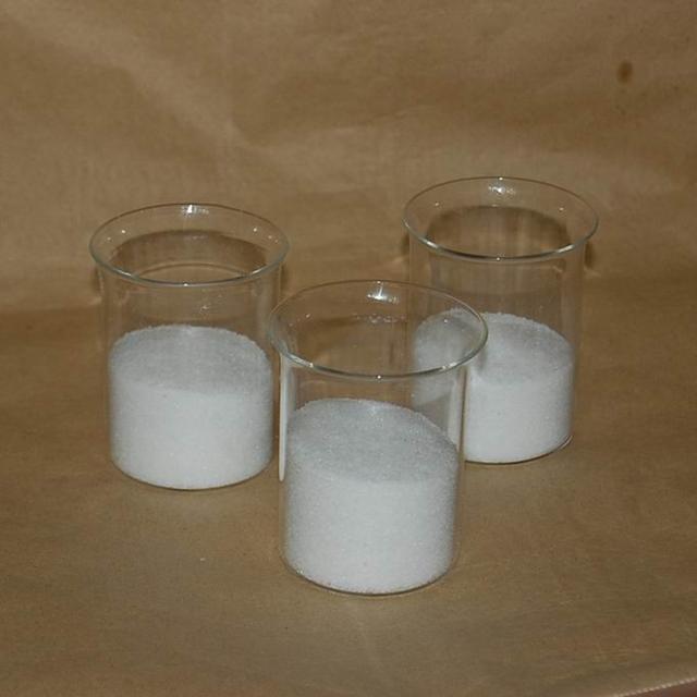 聚丙烯酰胺可以市污水絮凝杂质快速的沉淀